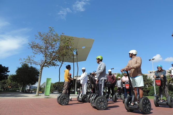 Segway Flexible Private Tour in Barcelona - Eixample straight shots: Arc de Triomf, Modernist lamps, and Ciutadella Park