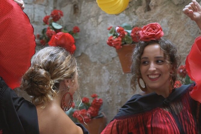 Sevillanas Class - The intimate Sitges atelier: the difference between trying and performing