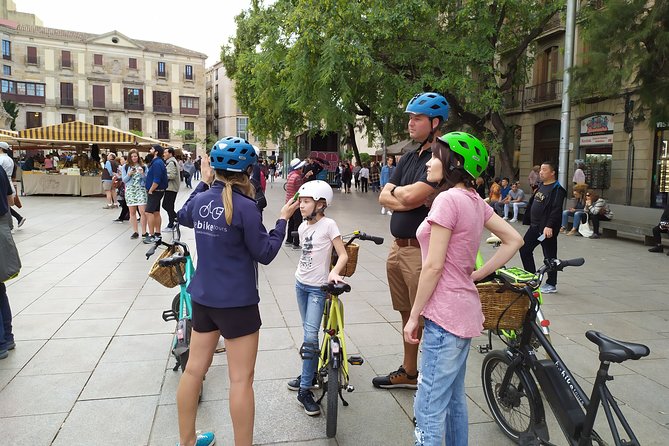 Sights of Barcelona E-Bike Tour Led by a Local Guide - Meeting at Passeig de Lluís Companys: what to expect in the first 10 minutes