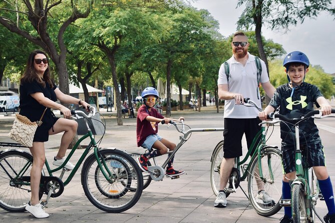 Sightseeing by Bike & Photo Shooting - Why this Barcelona bike-and-photo combo makes sense