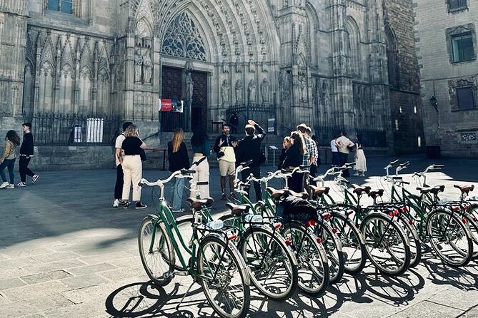 Sightseeing by Bike & Photo Shooting - Puerto de Barcelona and the Olympic Port zone