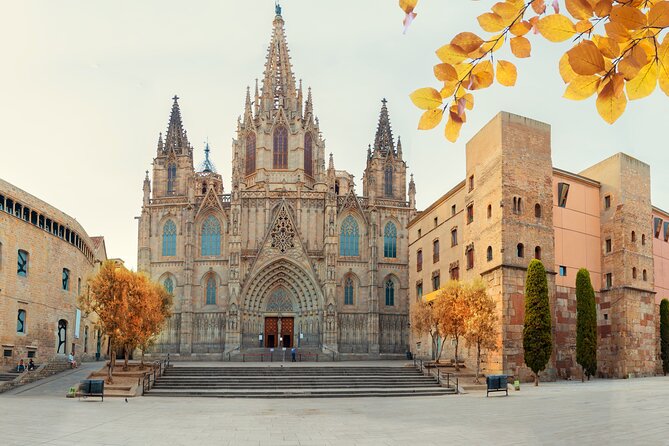 Skip-the-line Barcelona Cathedral with Private Guide - Extra Gothic Quarter stops: Santa Maria del Pi, Bishop’s Bridge, and Sant Jaume