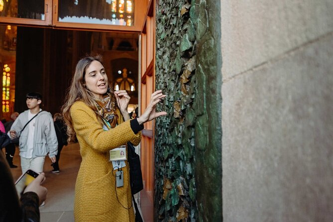 Skip the Line Sagrada Familia Guided Tour & Optional Cava Upgrade - Haima Rosellon rooftop start and the optional cava toast