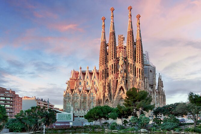 Skip the Line Sagrada Familia Guided Tour & Optional Cava Upgrade - Light, stained-glass, and the tree-column ceiling