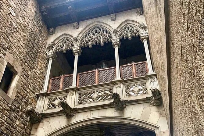 Small Group Barcelona Walking Tour, Flamenco Show & Tapas Dinner - Flamenco in a historic setting: how to plan for the €40 ticket and the taconeo