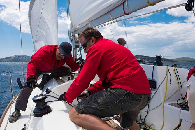 Small-Group Sailing Lesson in Barcelona - Meeting, Tickets, and Getting Set: Simple but Thoughtful