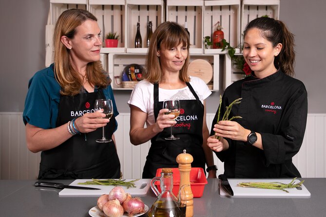 Spanish Tapas Workshop: Boqueria Tour & Rambla Views - Key things that make this workshop work
