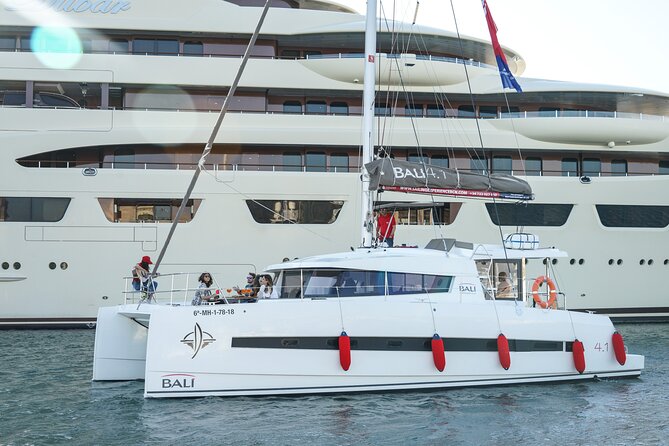 Sunset Catamaran: Small Group, Drinks, Snacks & Dinner Upgrade - The captain and crew vibe: service you feel, not just see