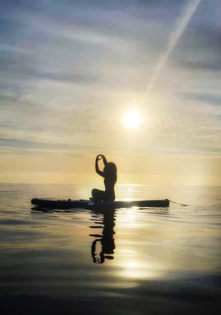 Sunset+paddle surf with music+fotos&videos Barceloneta+snack - Getting Oriented: Starting Point and Street-Level Check-In