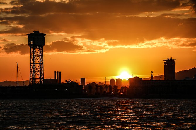 Sunset Private Sailing Experience in Barcelona up to 11 Guests - Snacks and drinks: what’s included, and how to avoid the common disappointment