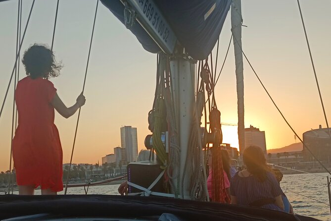 Sunset Sailing Tour in Barcelona - Should you book this sunset sailing tour?
