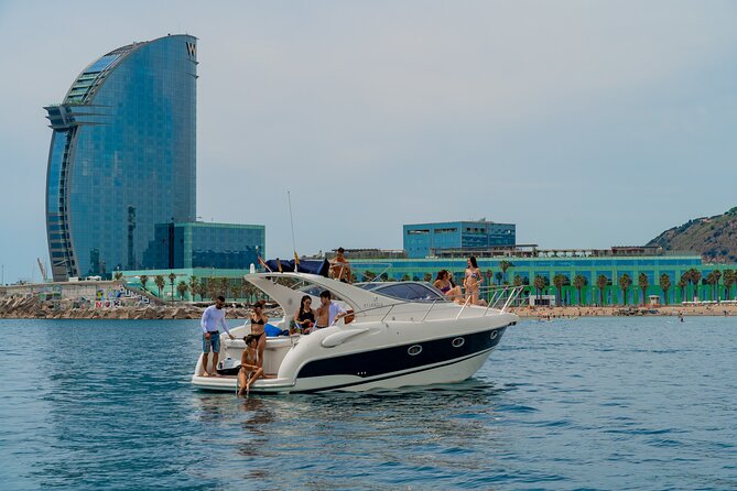 Sunset yacht ride in Barcelona + snacks and drinks - The Hotel W stop: a water-friendly pause