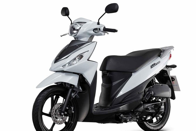 Suzuki Address 125cc - Suzuki Address 125cc in Barcelona: Why a 125cc scooter rental works
