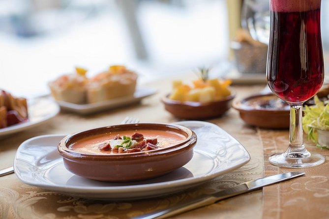 Tablao Flamenco Cordobes on Rambla Barcelona with Dinner Option - What happens before the curtain: timing and the flow of the evening