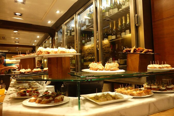 Tapas and Wine Walking Tour in Barcelona - The neighborhoods you’ll walk through, and why the route works