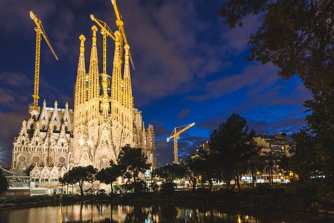Tapas & Sidecar Motorcycle Barcelona Tour - Arc de Triomf and the Port: “see it once, remember it later”