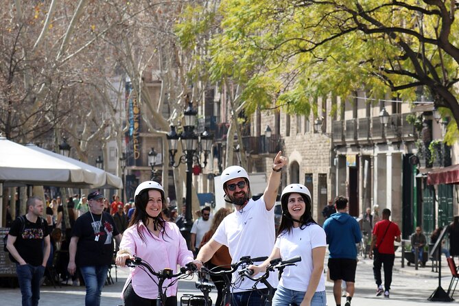 Tapas Tasting Bike/E-Bike Tour in Barcelona - Casa Batlló and La Pedrera: quick exterior time that still lands