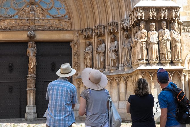 Tarragona and Sitges Small Group Tour - Roman History & Culture - Guides you’ll likely remember: what stands out from real day-to-day execution