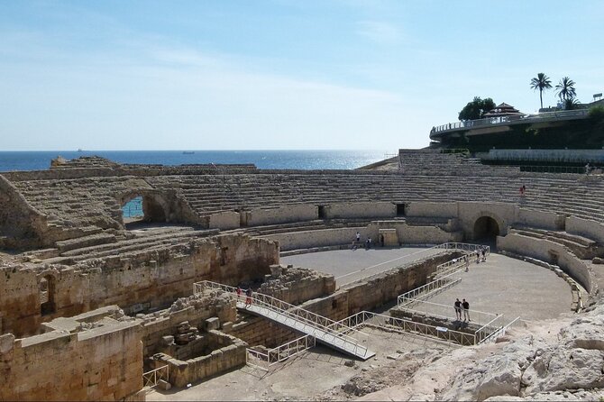 Tarragona and Sitges Tour with Small Group and Hotel Pick Up - Murallas de Tarragona and the “why this city held power” effect