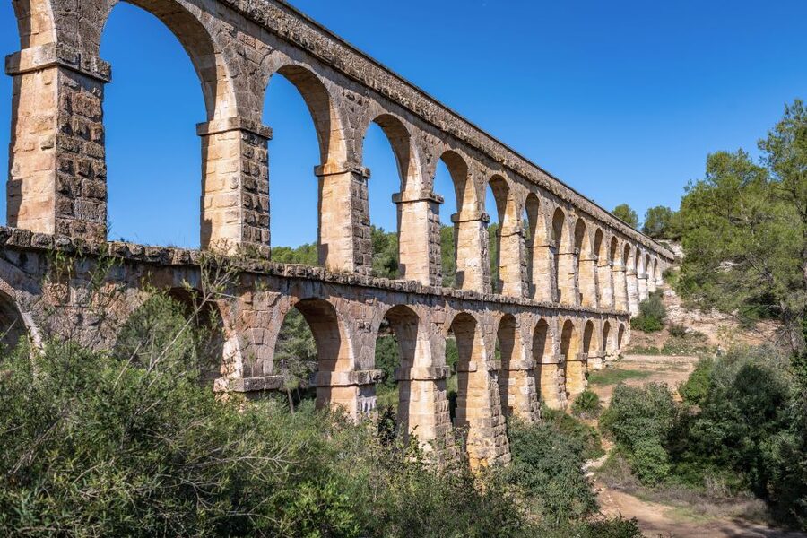 Tarragona & Sitges Small Group Full-Day Tour - Devil’s Bridge first: a Roman aqueduct that feels unreal