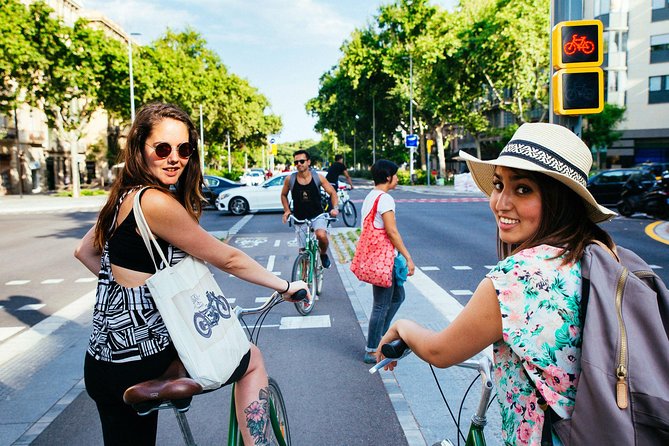 The Beauty of Barcelona by Bike: Private Tour - Sagrada Familia: the famous Gaudí work, experienced by bike