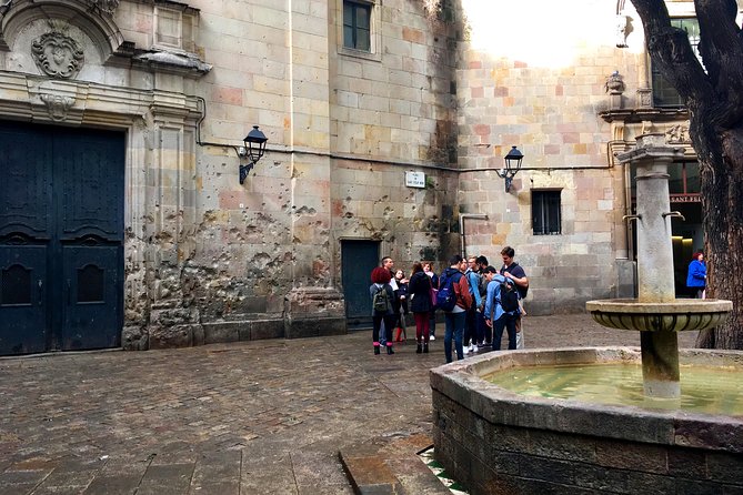 'The Cathedral of the Sea' Walking Book Tour - Sinagoga Major and the Jewish Quarter: calls, community, and survival