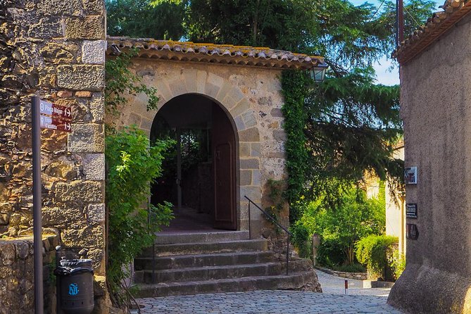 The Dalí Triangle & Cadaqués Day Trip from Girona - The “triangle” idea: why the routing makes sense