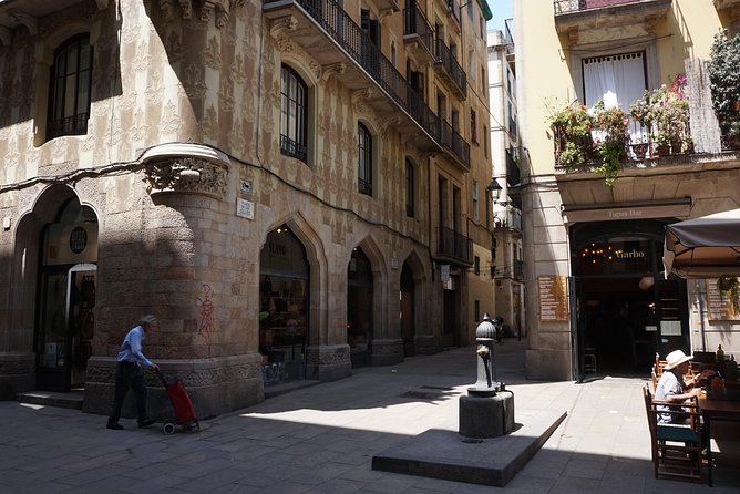 "The Shadow of the Wind" Novel Walking Tour - Price and Timing: Great Value, With Real Walking