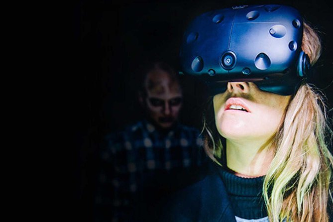 The VR Experience Barcelona - The Real Strength: English Guidance That Keeps You From Losing Time
