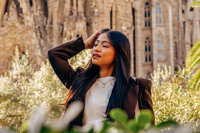 Timeless Barcelona: Your Personal Photoshoot - Why a private Barcelona photoshoot beats another selfie sprint
