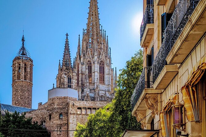 Together Food and Culture Walking Tour in Barcelona - Dietary restrictions are handled during the tour, not after