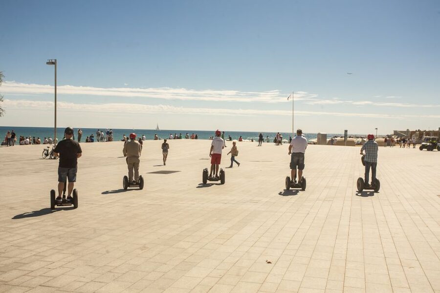 Top Sights of Barcelona: Guided Segway Tour - How the Group Works: Why Small-Group Timing Helps