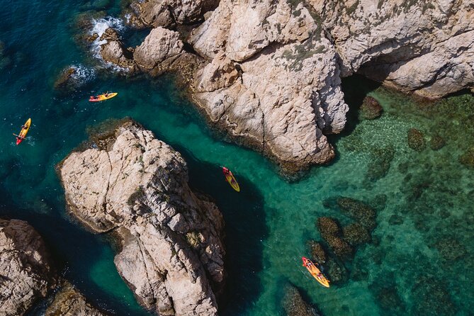 Tossa de Mar: Kayak & Snorkel Tour with Paella from Barcelona - The Barcelona-to-Tossa drive in a private minivan