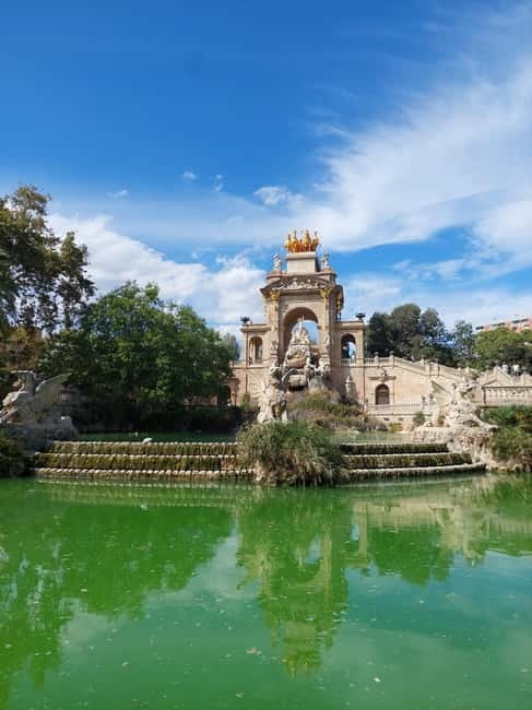 Tour of Barceloneta and the Citadel Park - Starting at Arc de Triomphe: the city’s “before and after” marker
