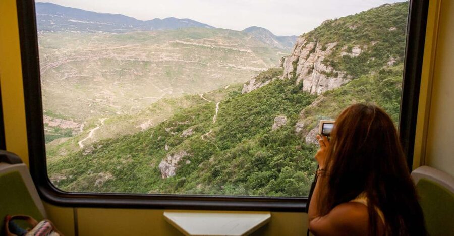 Trans Montserrat: Return Ticket and Audiovisual Exhibit - How the Day Runs: Metro to Monistrol, Then Up via Rack Railway/Funiculars