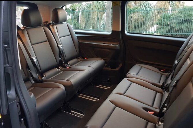 Transfer from Barcelona City to cruise port Private transfer - Waiting time matters more than you think