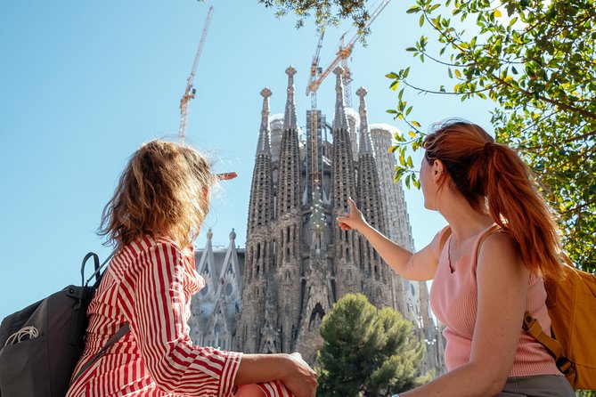 Treasures of Barcelona: Private Gaudi Walking Tour - La Rambla meetup: what makes this tour feel easy