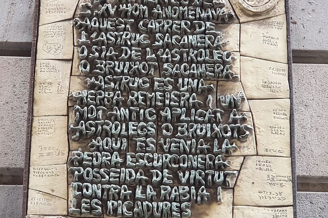Walking Tour Mysteries and Legends of Barcelona and its Ghosts - Roman Traces and the St. Eulalia Route to Plaça de l’Àngel