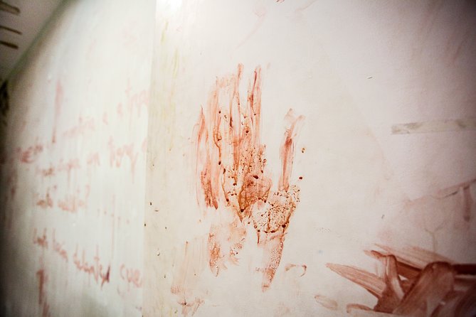 Xcape Room Bcn: The diary of Miko - How the escape room likely runs: your practical “itinerary” inside