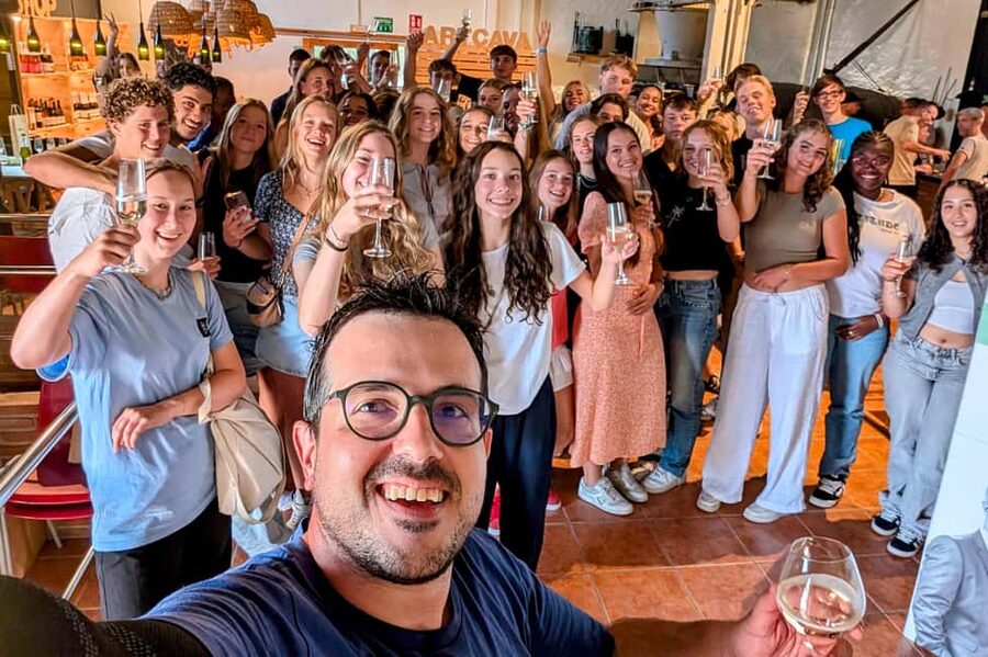 Your Cava, Your Story – Wine workshop experience at Artcava - Food matters: tapas tasting and the Catalan meal option